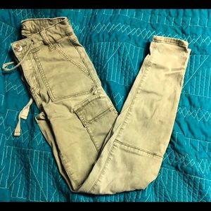 American Eagle Cargo Style Jeggings
